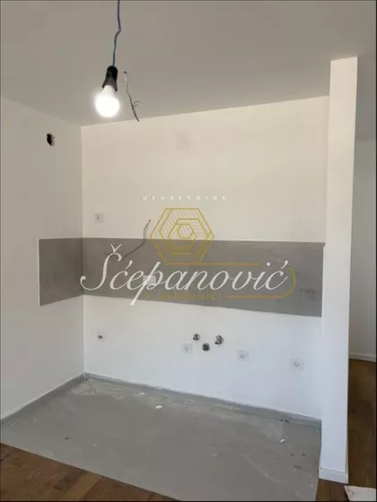 Novo Naselje | 4zida.rs