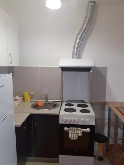 Dvadesetprve Divizije | 4zida.rs