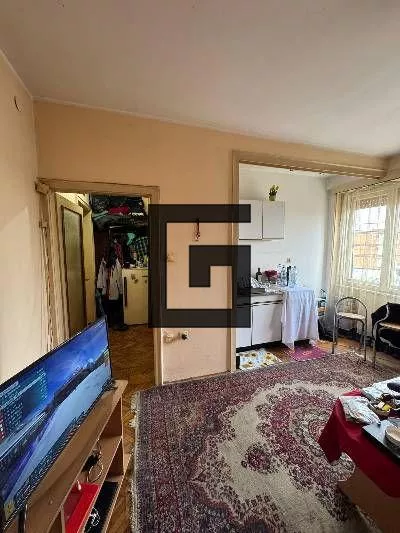 Poenkareova | 4zida.rs