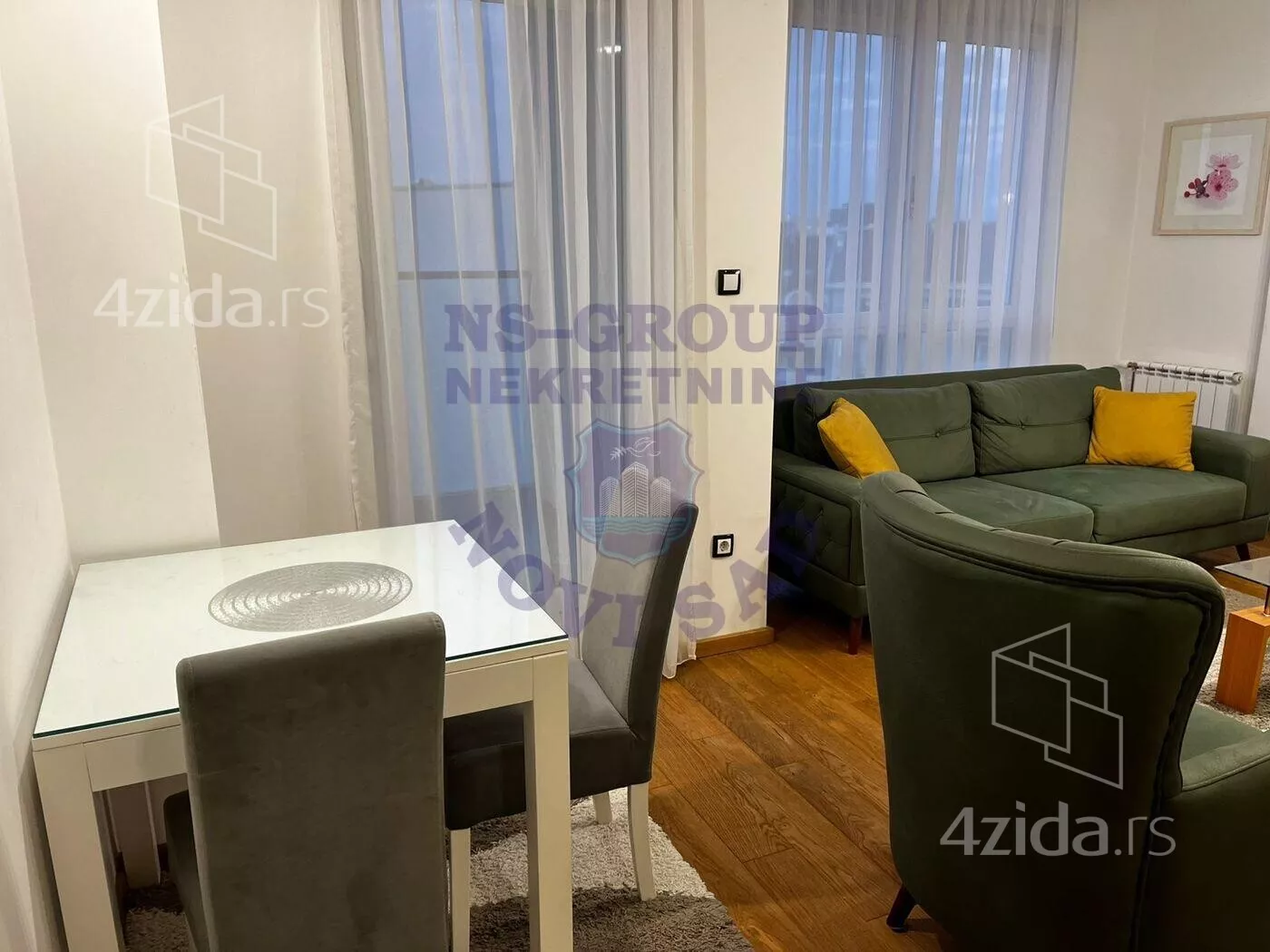 Jednoiposoban stan | 4zida