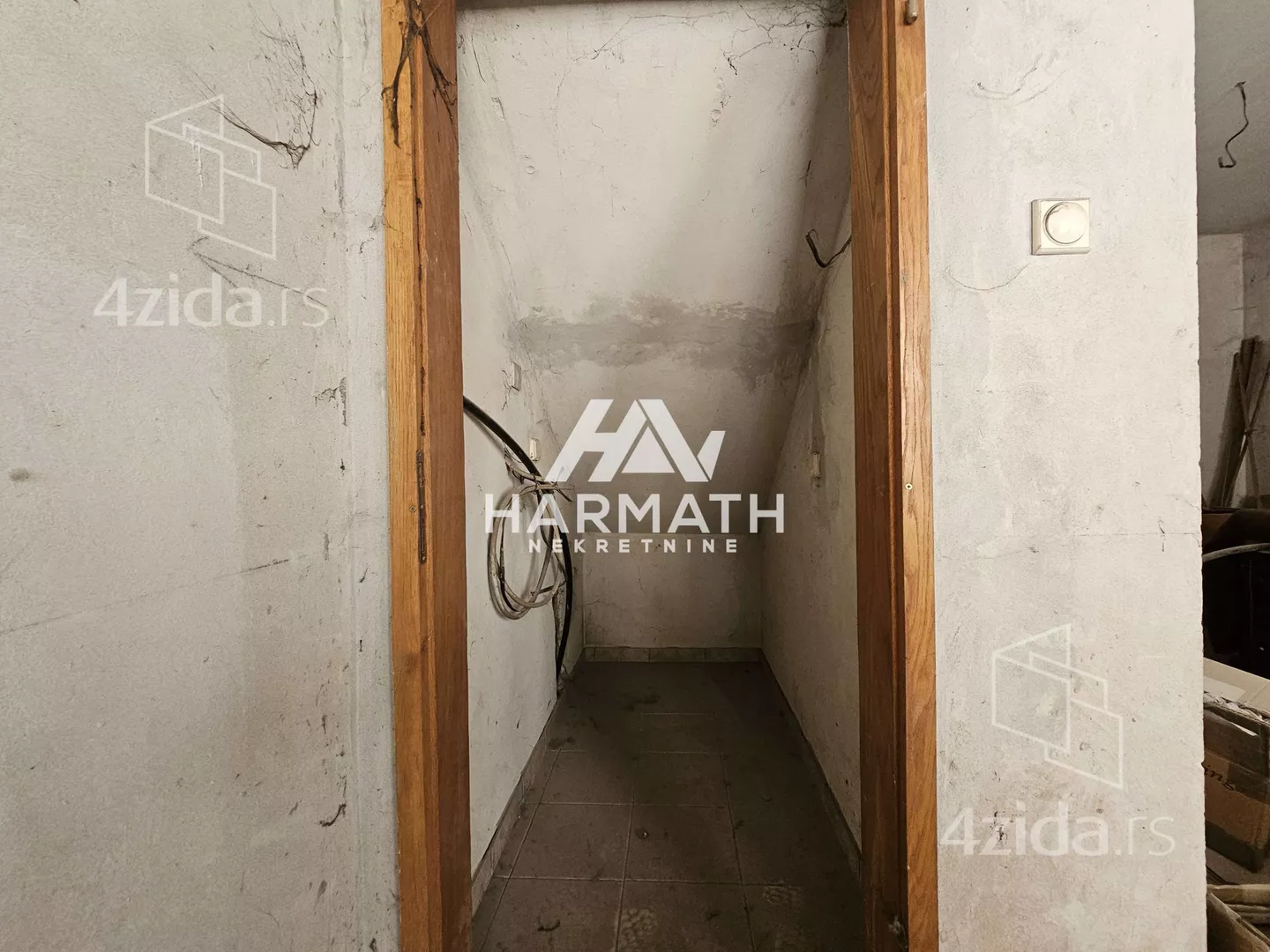 Kancelarija | 4zida