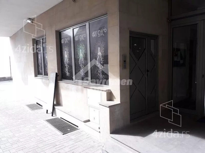 Poslovni prostor | 4zida