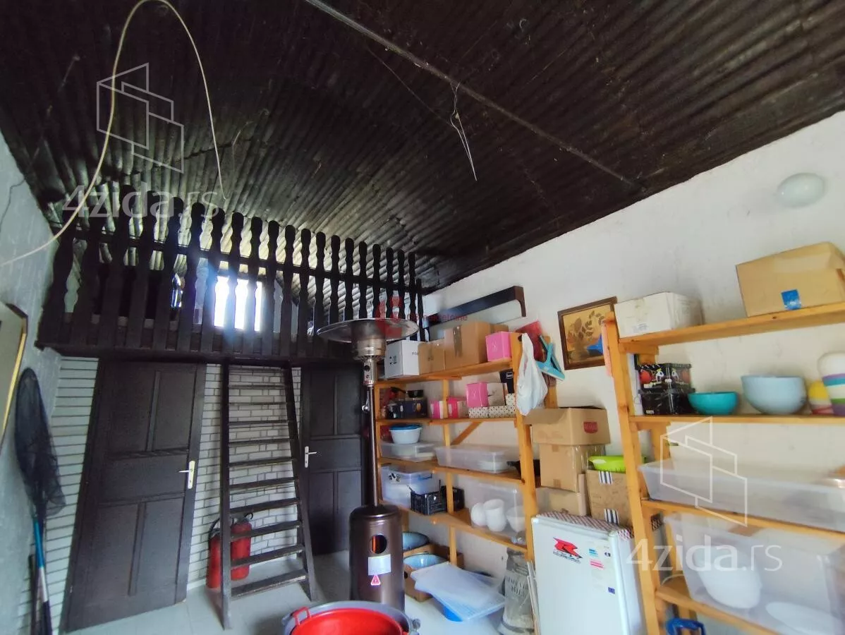 Ugostiteljski objekat | 4zida