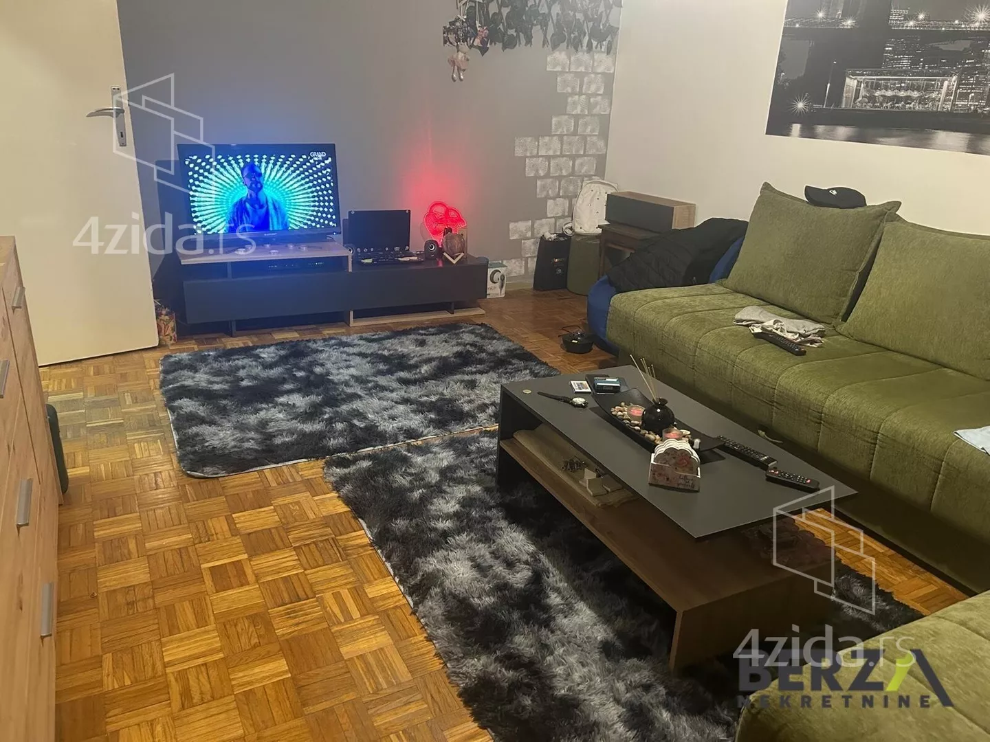 Jednoiposoban stan | 4zida