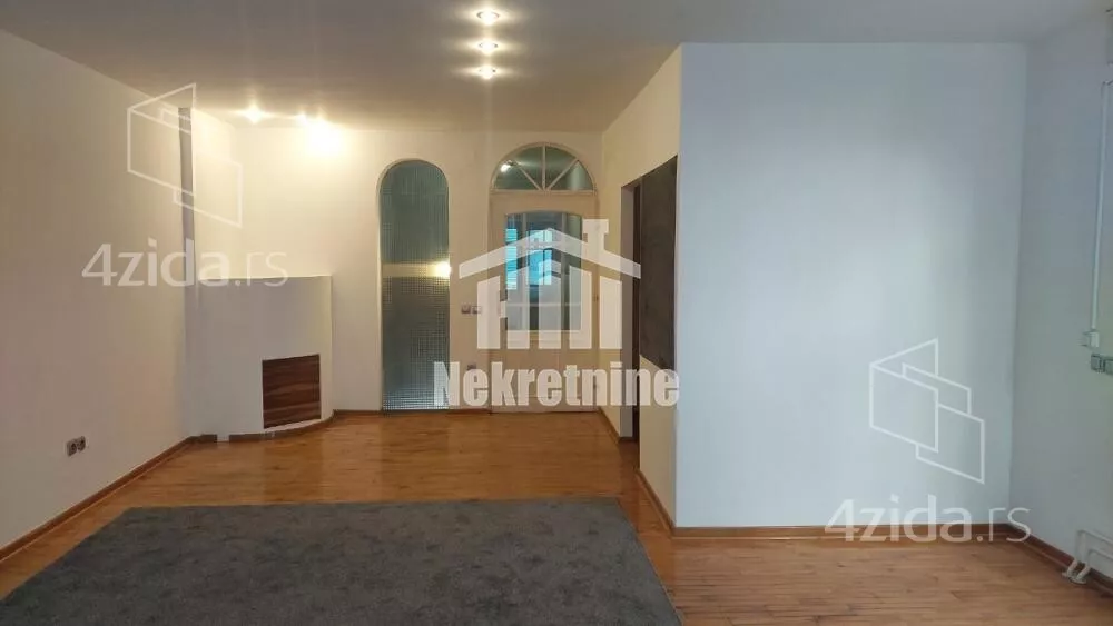 5-etažna kuća | 4zida