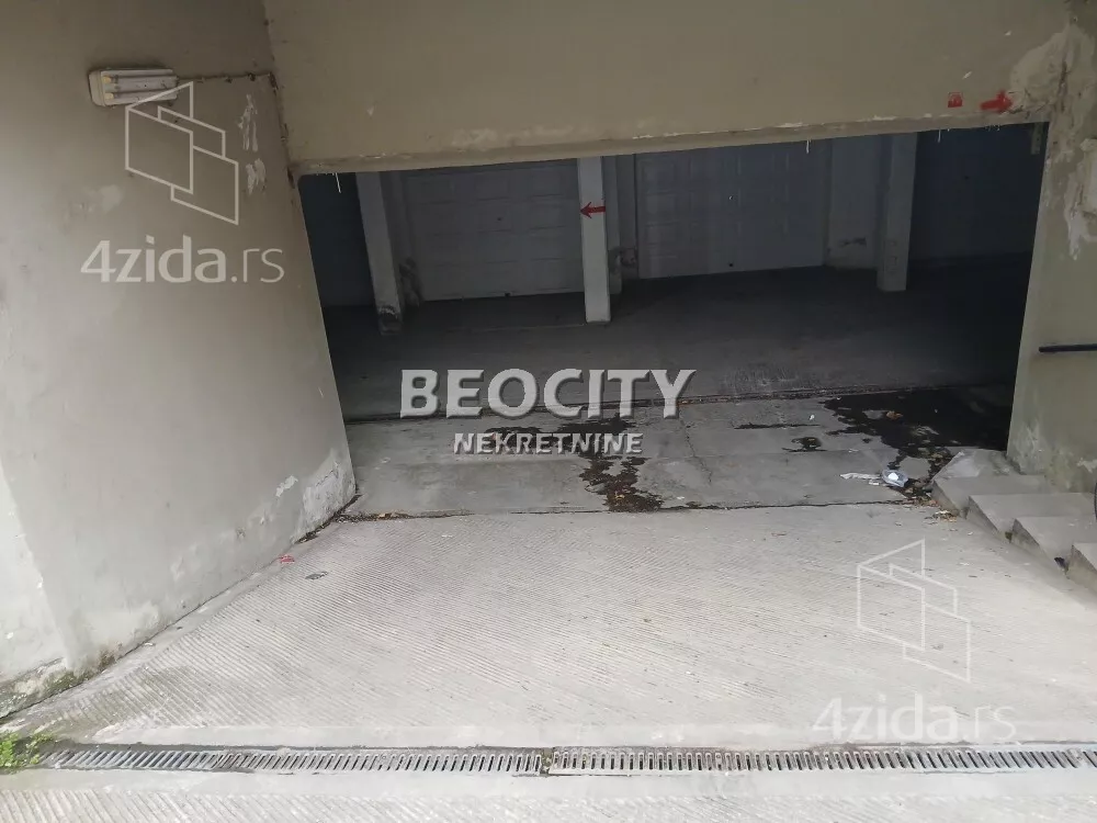 Garaža/Parking | 4zida