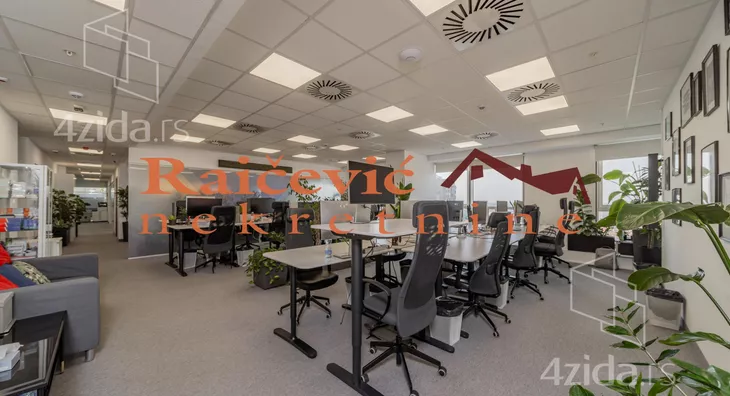 Poslovni prostor | 4zida