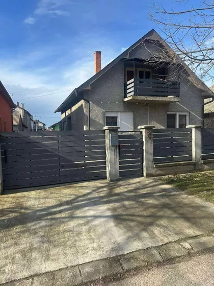 Gradske lokacije | 4zida.rs