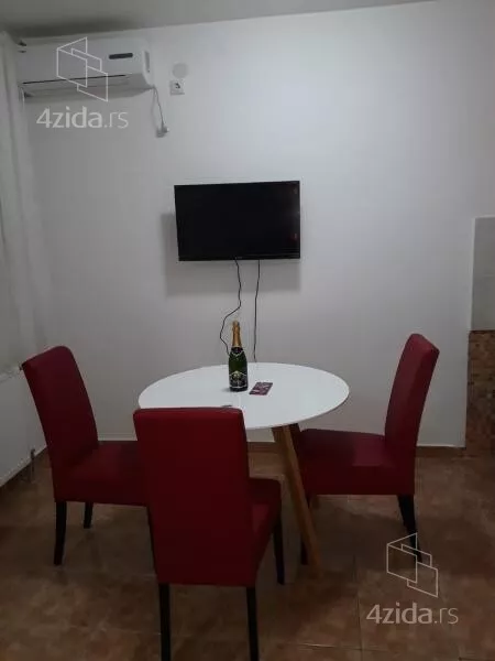 Garsonjera | 4zida