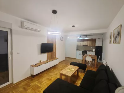 Obilićeva 92B | 4zida.rs