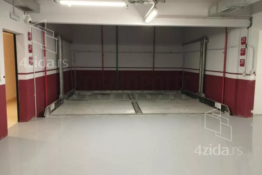 Troiposoban stan | 4zida