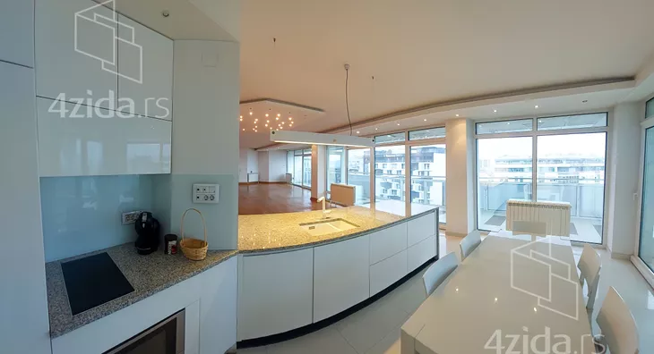 Petosoban stan | 4zida