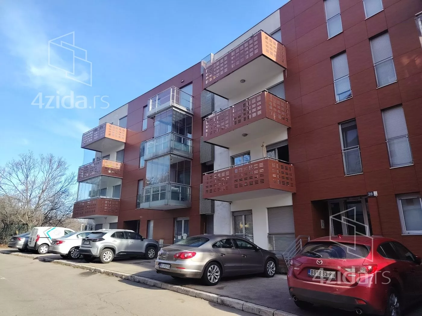 Jednoiposoban stan | 4zida