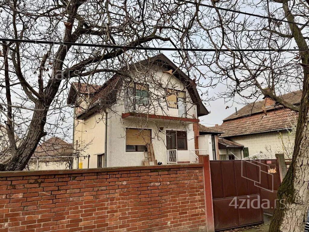 3-etažna kuća | 4zida