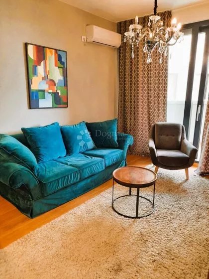 Trg Galerija | 4zida.rs