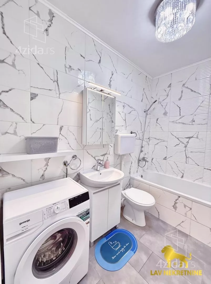 Troiposoban stan | 4zida