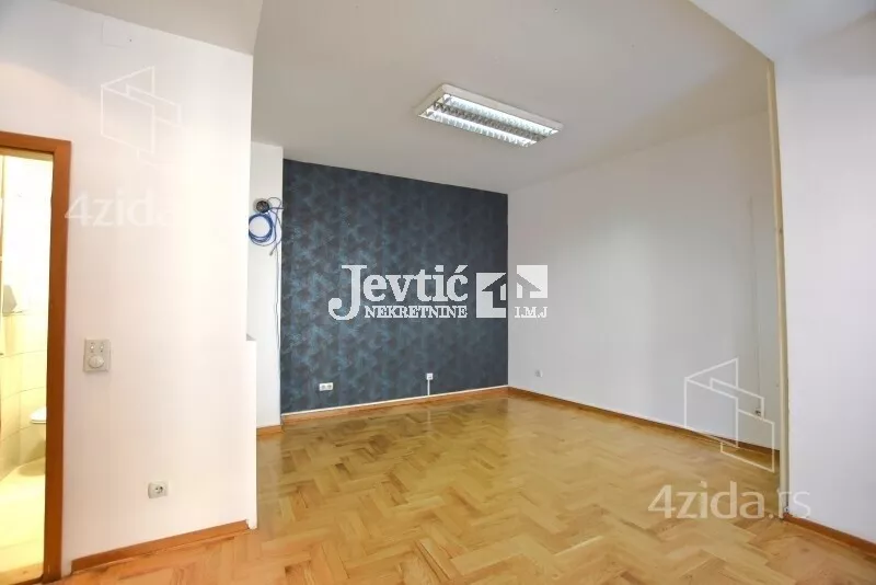 5-etažna kuća | 4zida
