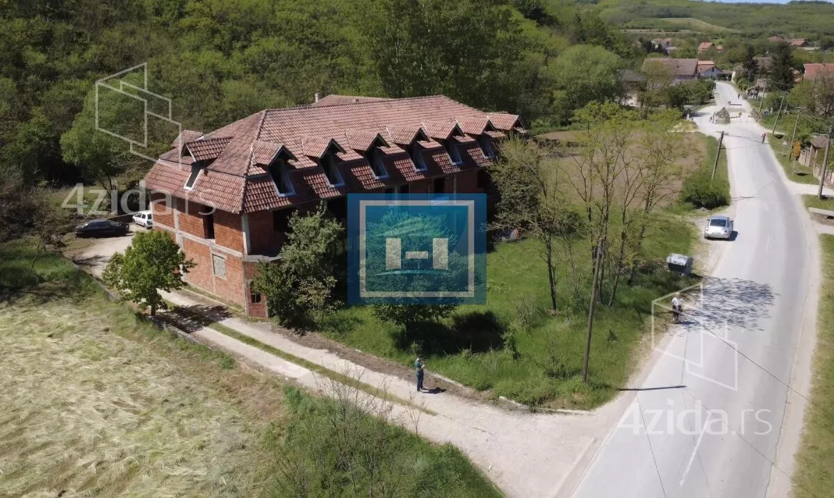 Poslovni prostor | 4zida