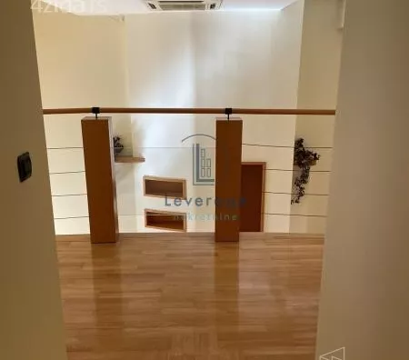 Šestosoban stan | 4zida