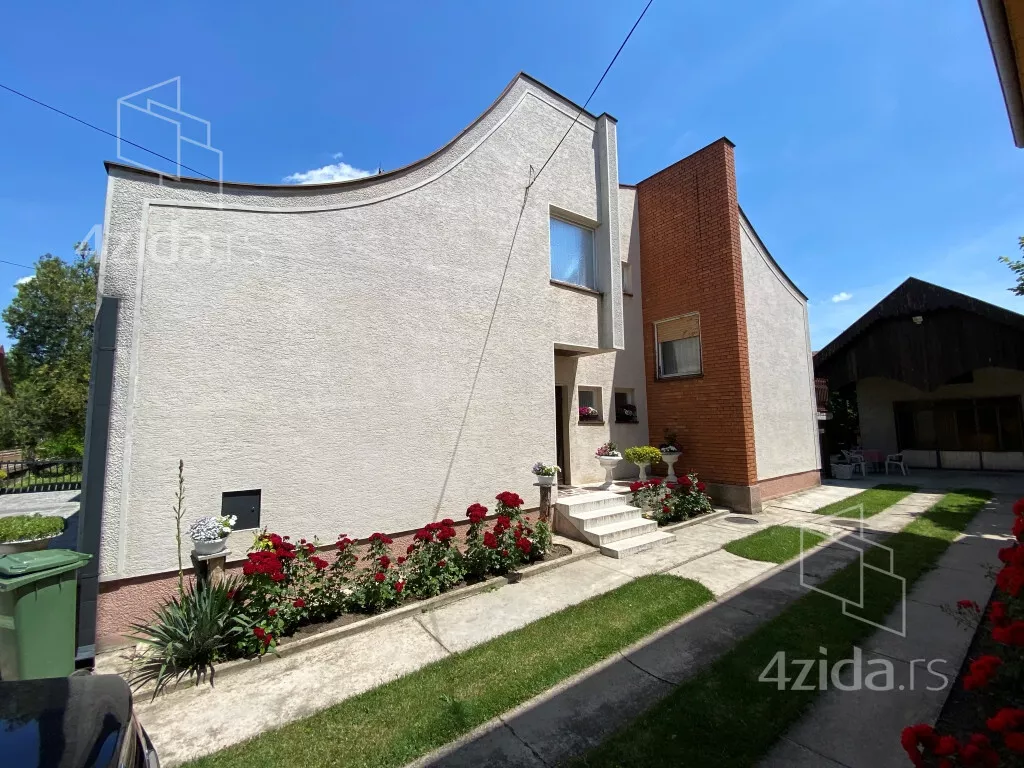 Kuća | 4zida