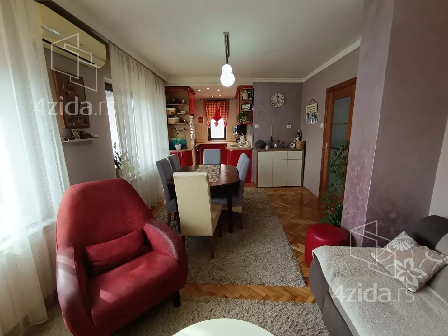 Troiposoban stan | 4zida