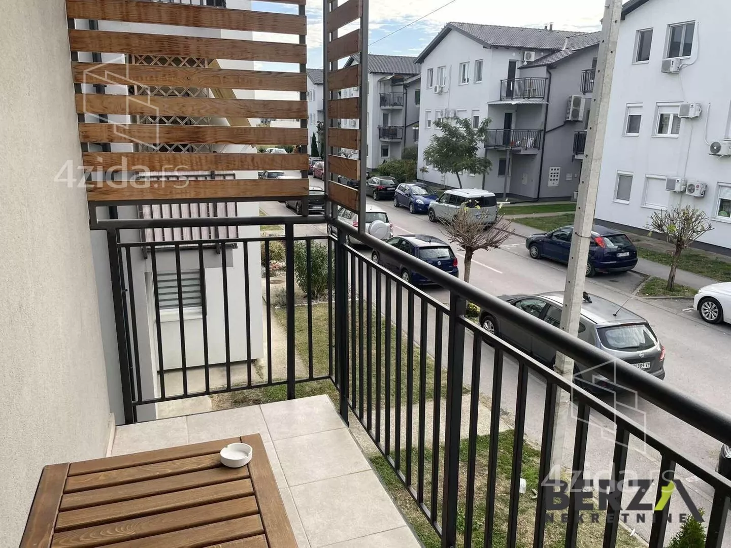 Troiposoban stan | 4zida