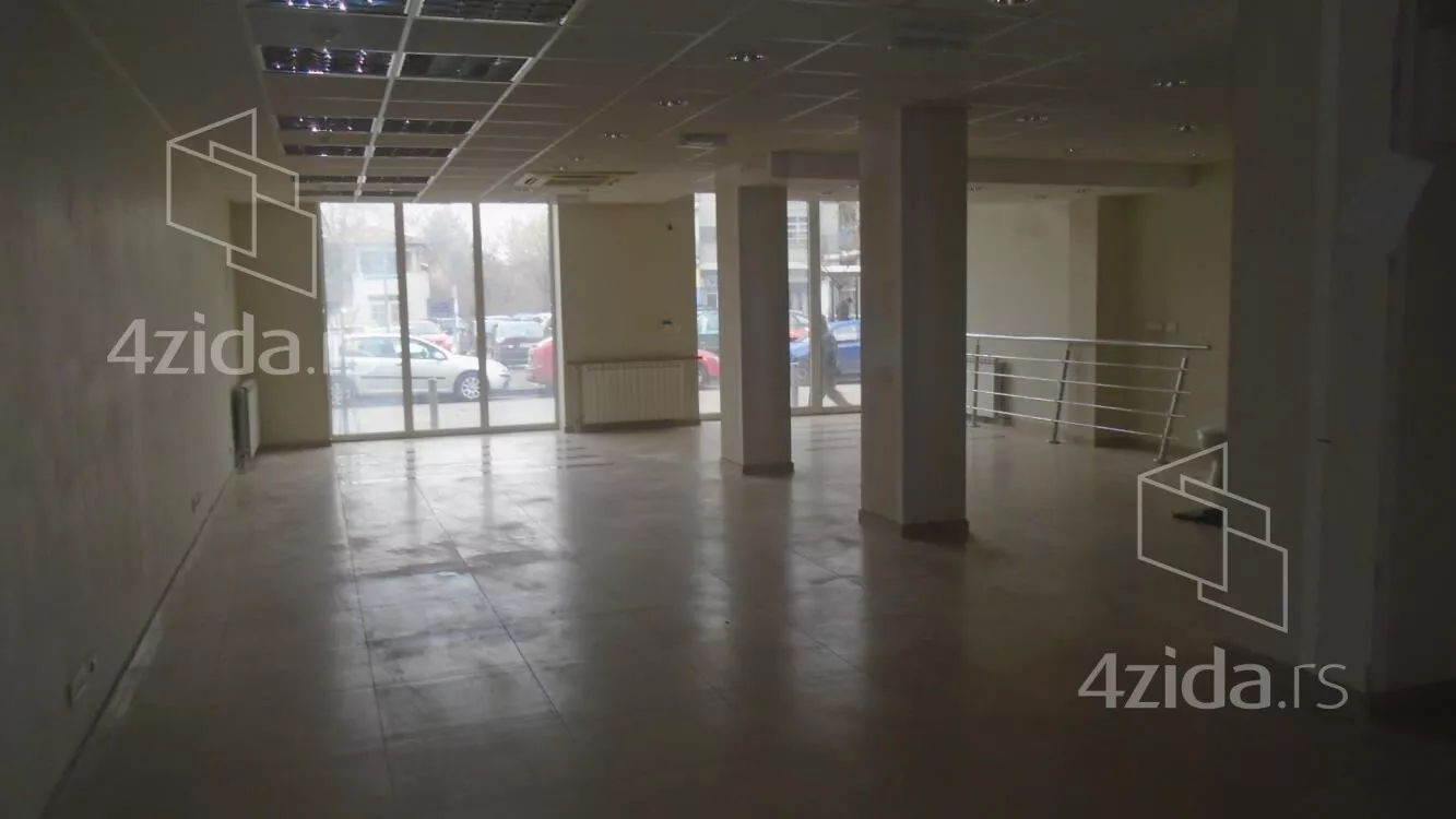 Poslovni prostor | 4zida