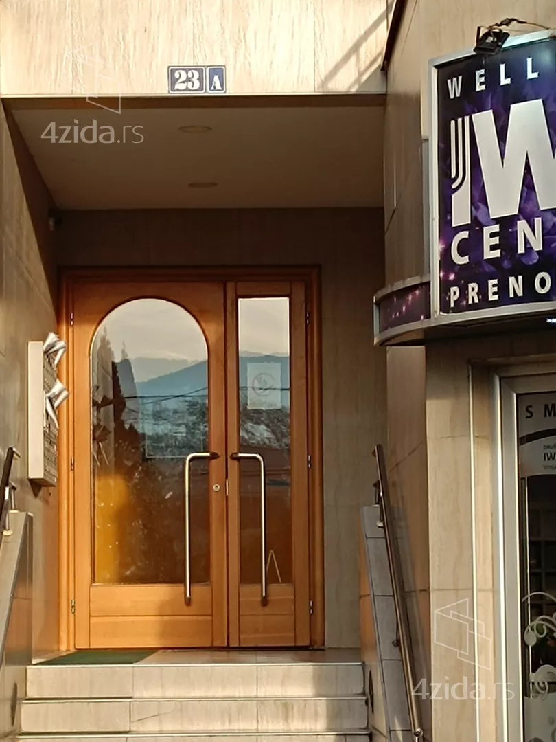 Troiposoban stan | 4zida