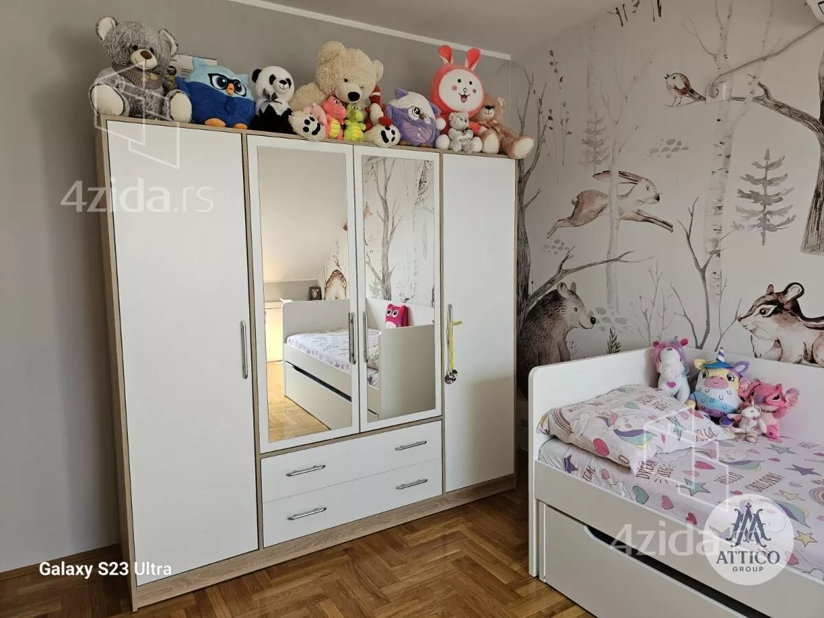 Četvorosoban stan | 4zida