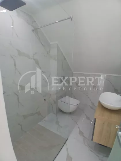 Cetinjska | 4zida.rs