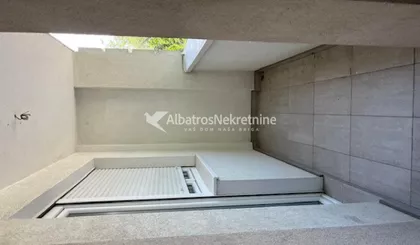 Višnjička | 4zida.rs