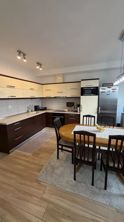 Žitni Trg | 4zida.rs