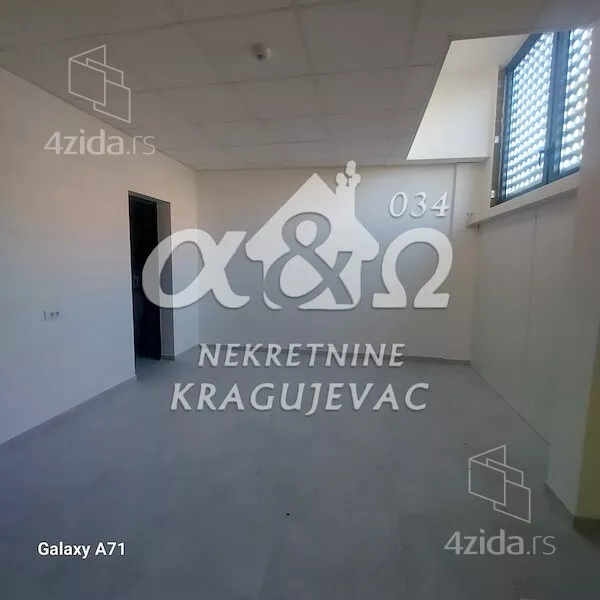 Lokal | 4zida