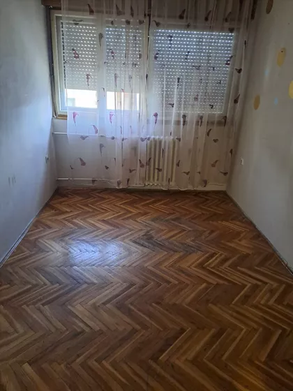 Karađorđeva 14 | 4zida.rs