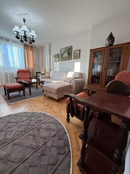 Bulevar Nemanjića 31 | 4zida.rs
