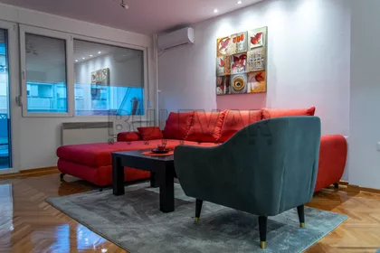 Vojvode Tankosića | 4zida.rs