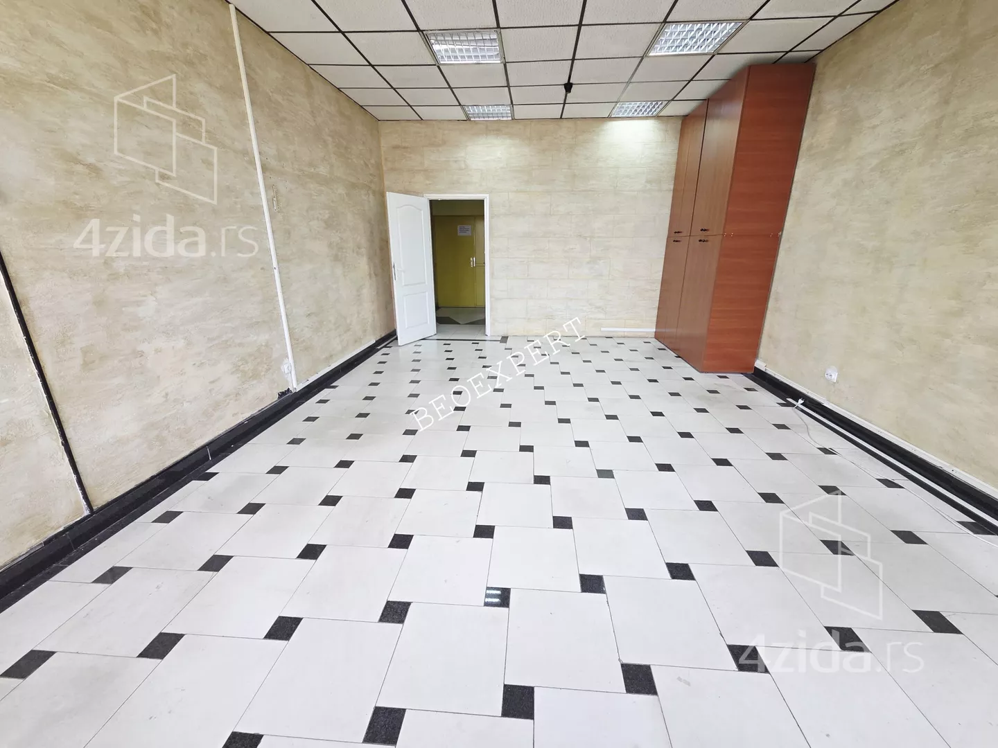 Poslovni prostor | 4zida
