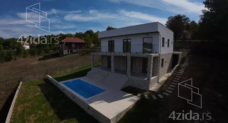 2-etažna kuća | 4zida