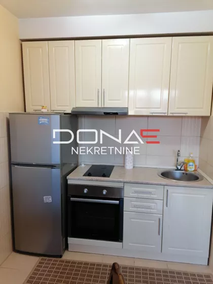 Učitelj Milina | 4zida.rs