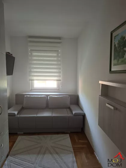 Železnička stanica | 4zida.rs