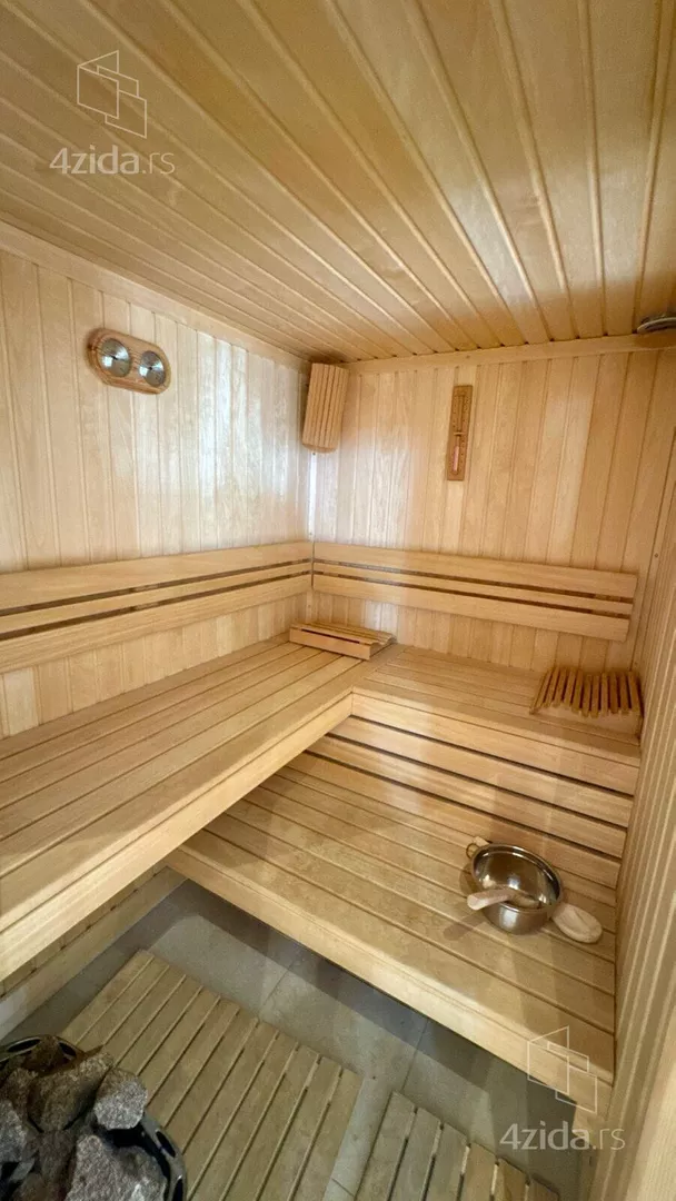 Petoiposoban stan | 4zida