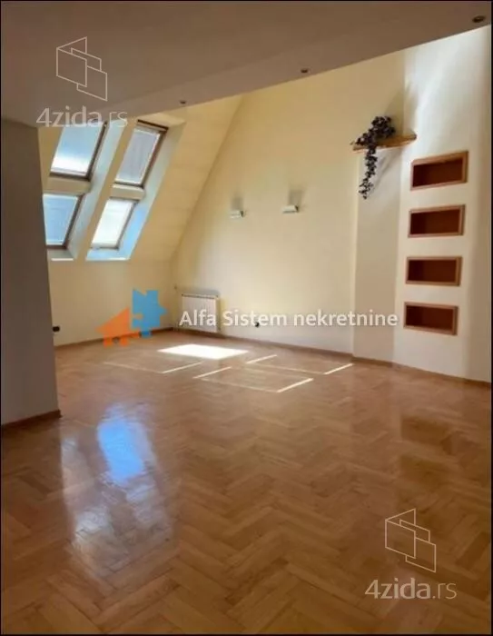 Šestosoban stan | 4zida