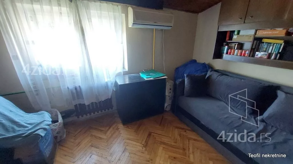 Šestosoban stan | 4zida