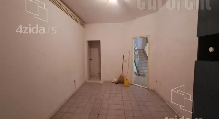 4-etažna kuća | 4zida