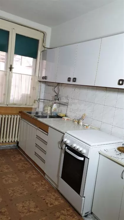 Banatska 14 | 4zida.rs