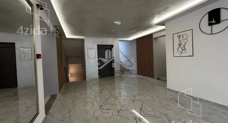 Garsonjera | 4zida