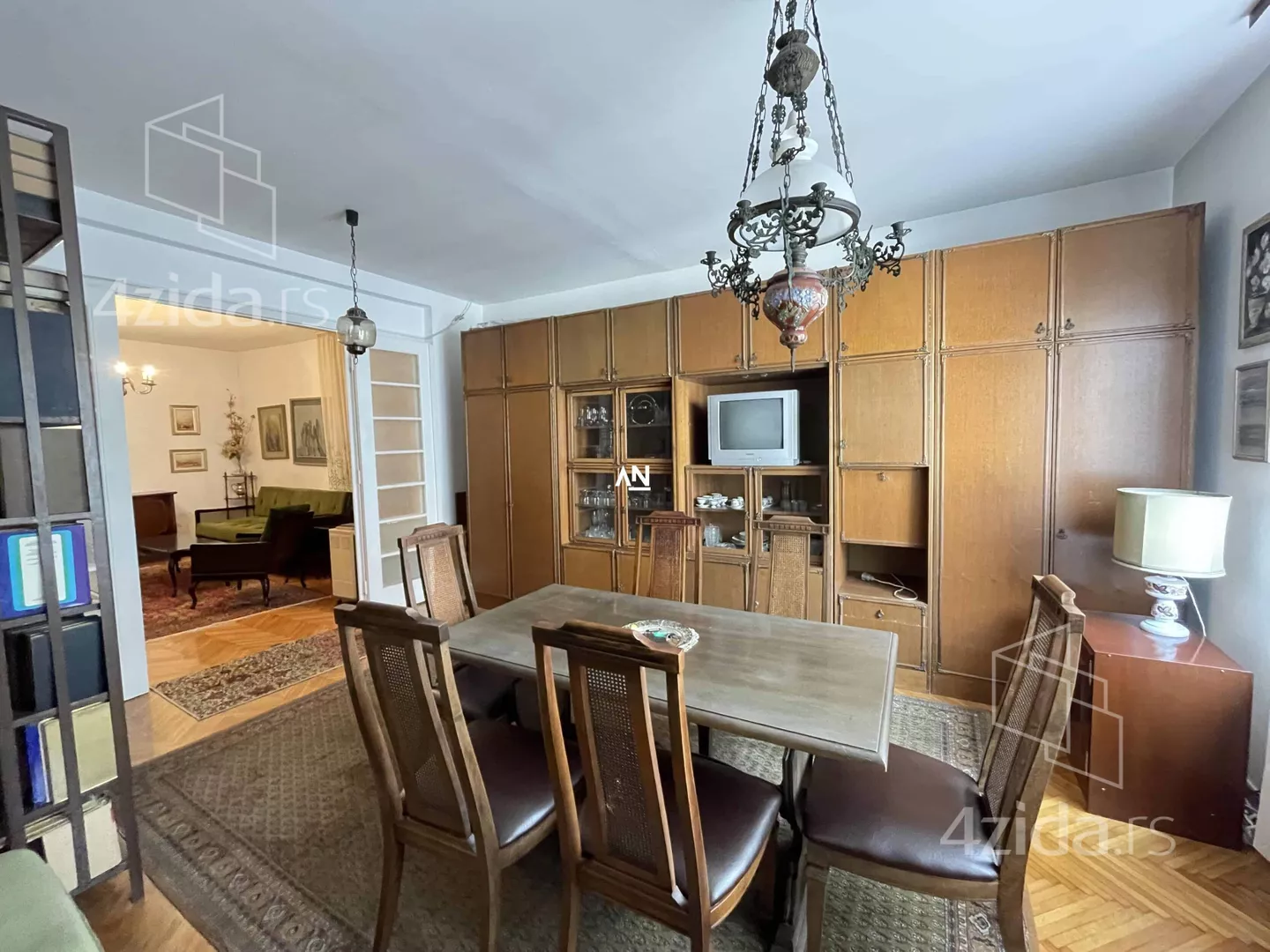 Troiposoban stan | 4zida