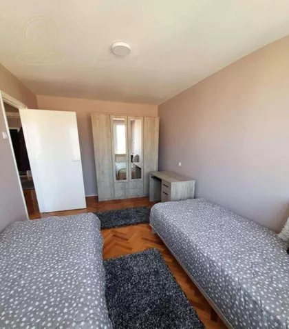 Crveni Krst | 4zida.rs