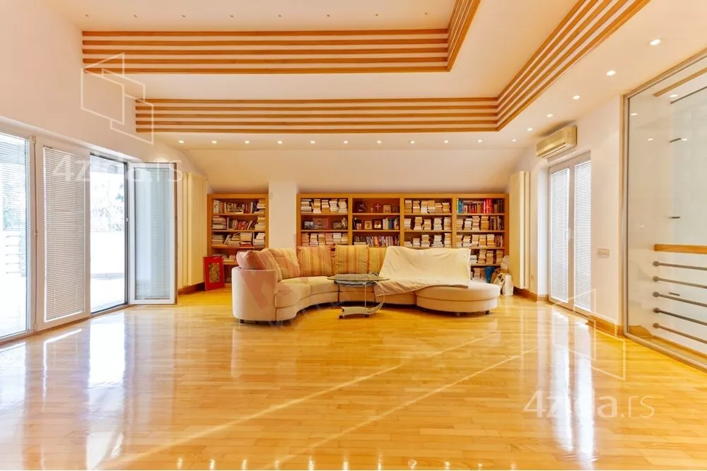 4-etažna kuća | 4zida