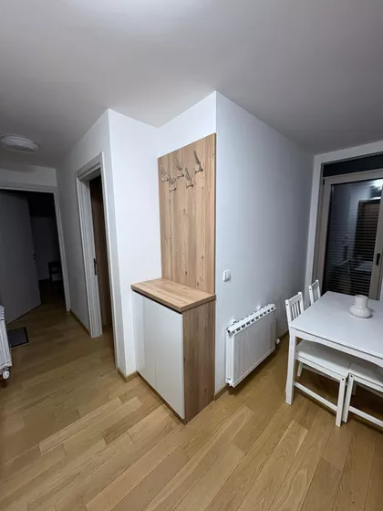 Cerska 77 | 4zida.rs